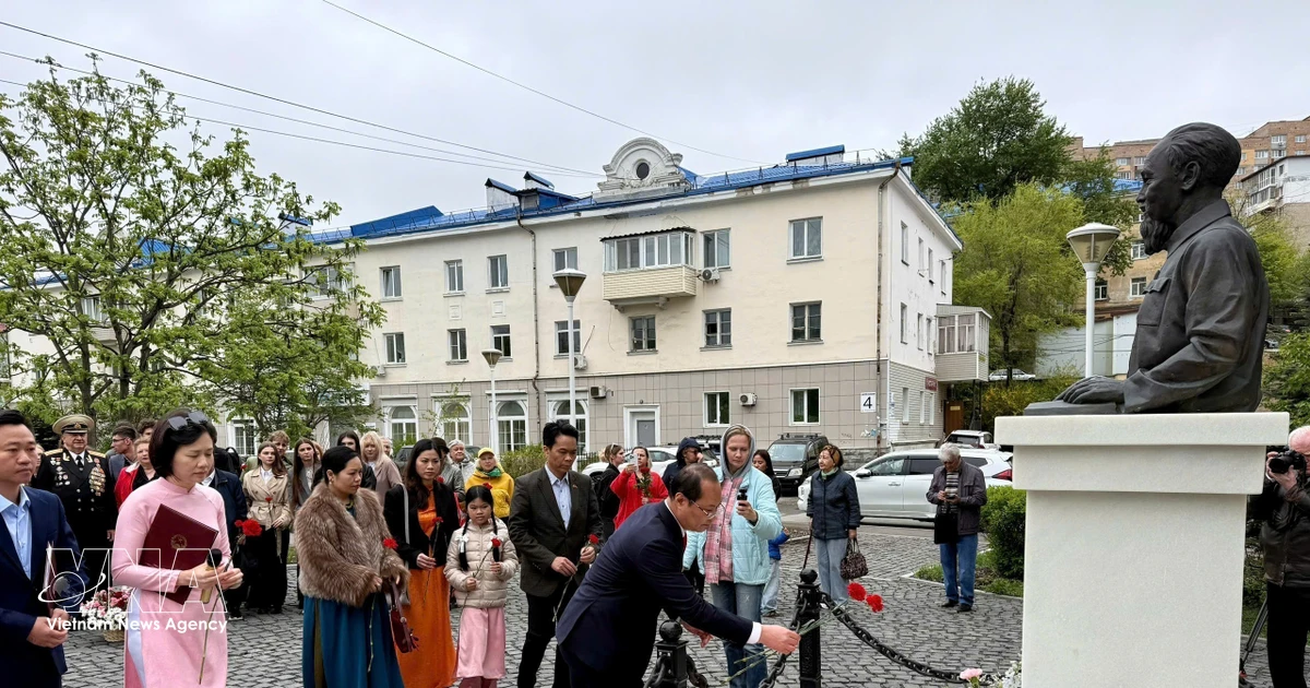 Another landmark named after President Ho Chi Minh inaugurated in Russia's Far East