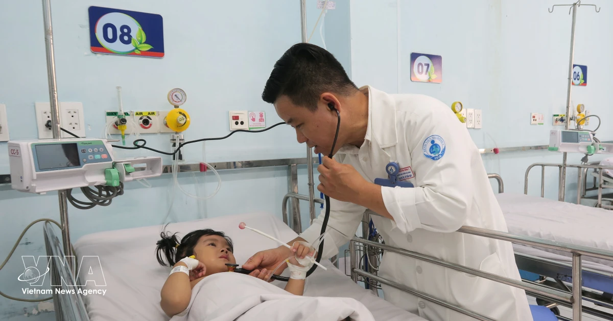 Gallery - Over 25,000 hand, foot and mouth disease cases posted in 3 months | Vietnam+ (VietnamPlus)