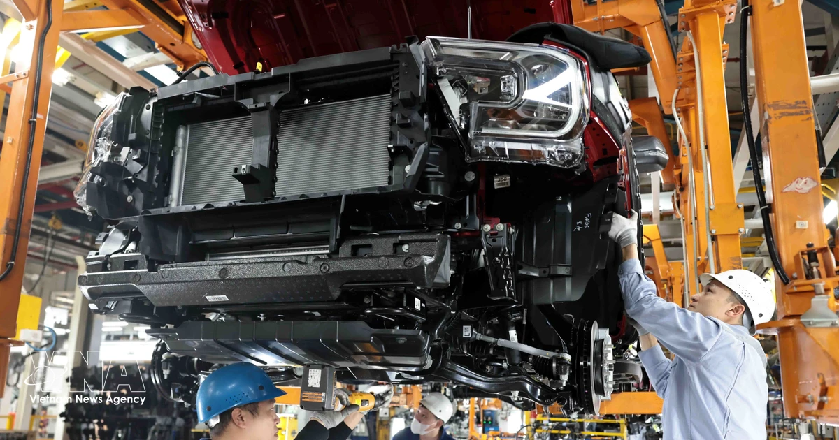 Input costs surge, manufacturing growth slows in March: report