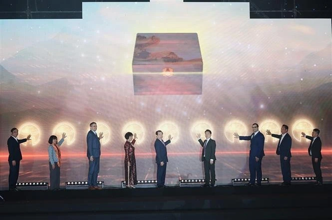 Hanoi Autumn Festival 2025 draws visitors with 150 booths, new experiences