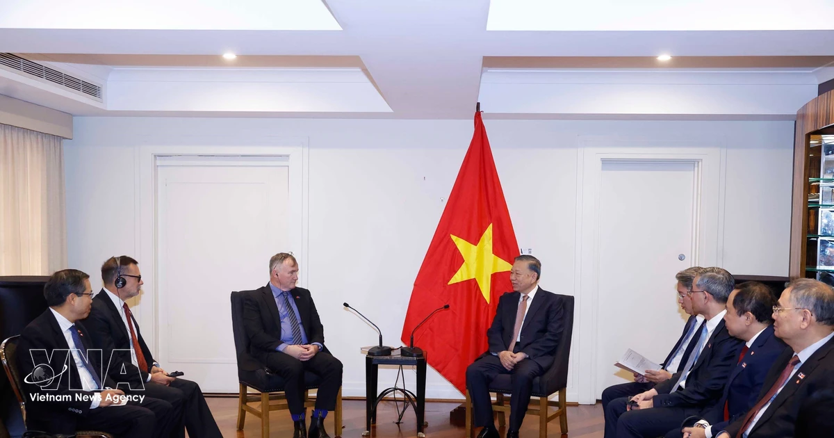 Top Vietnamese leader meets Australian firms