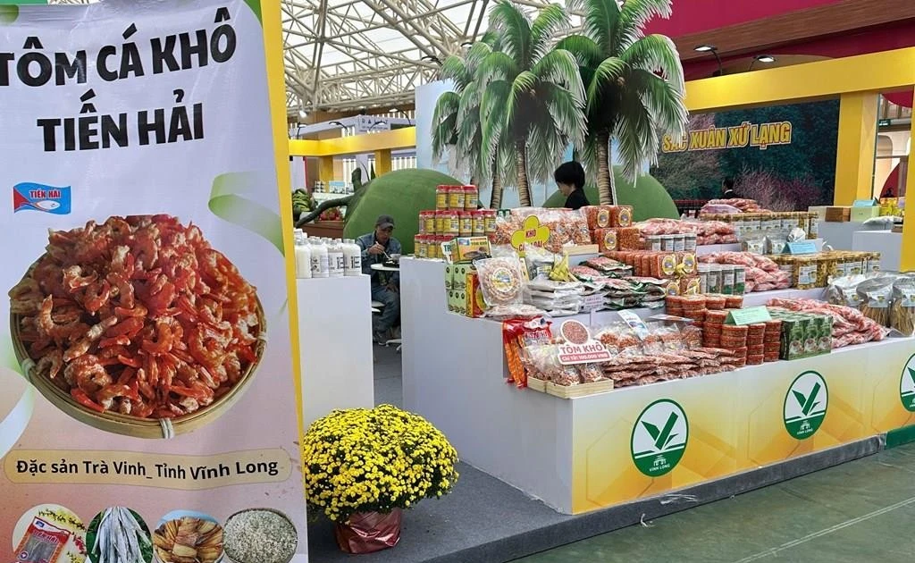 Spring Fair 2026 boosts Vinh Long specialties in Tet market