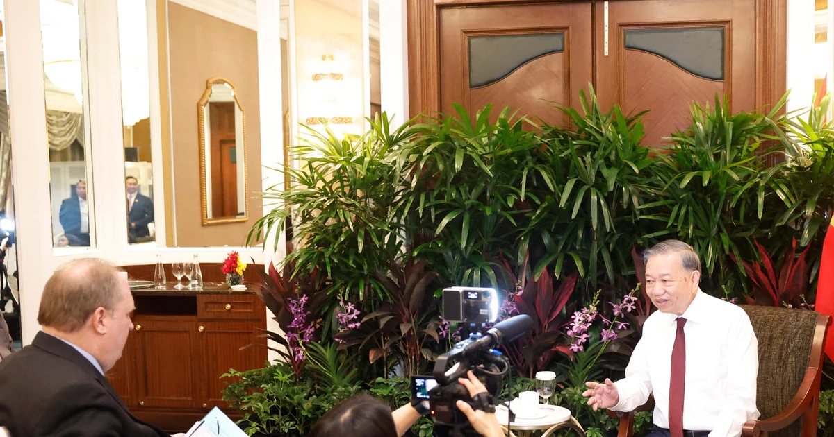 Vietnam maintains good relations with major powers: Top leader