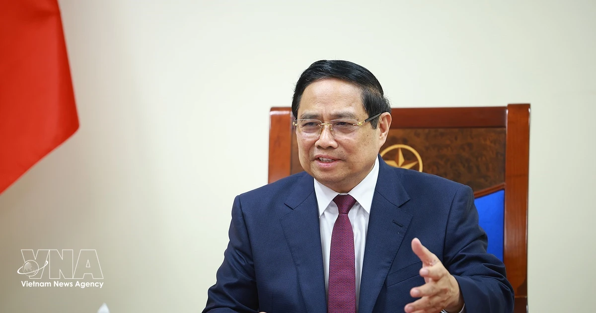 Vietnamese, Algerian PMs seek ways to strengthen bilateral ties