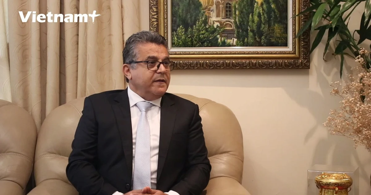 Palestinian Ambassador: Party leader in the hearts of Vietnamese people