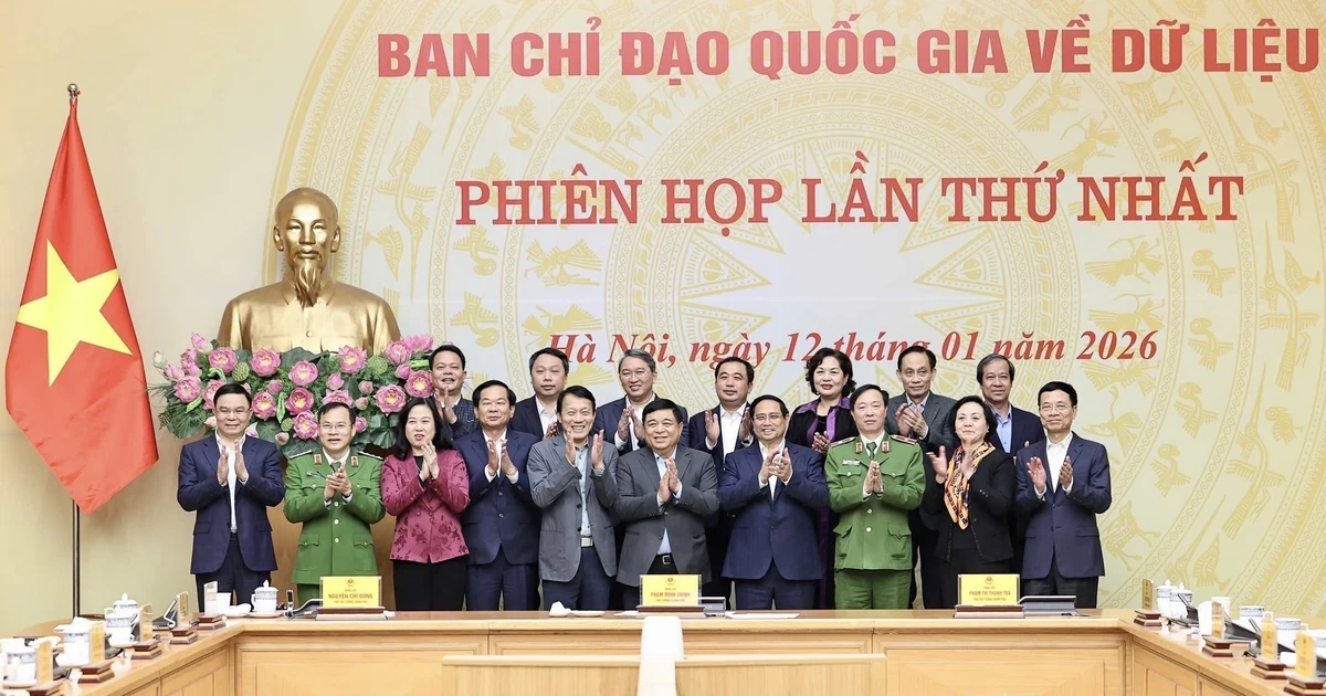 Prime Minister calls for strategic breakthroughs in digital data