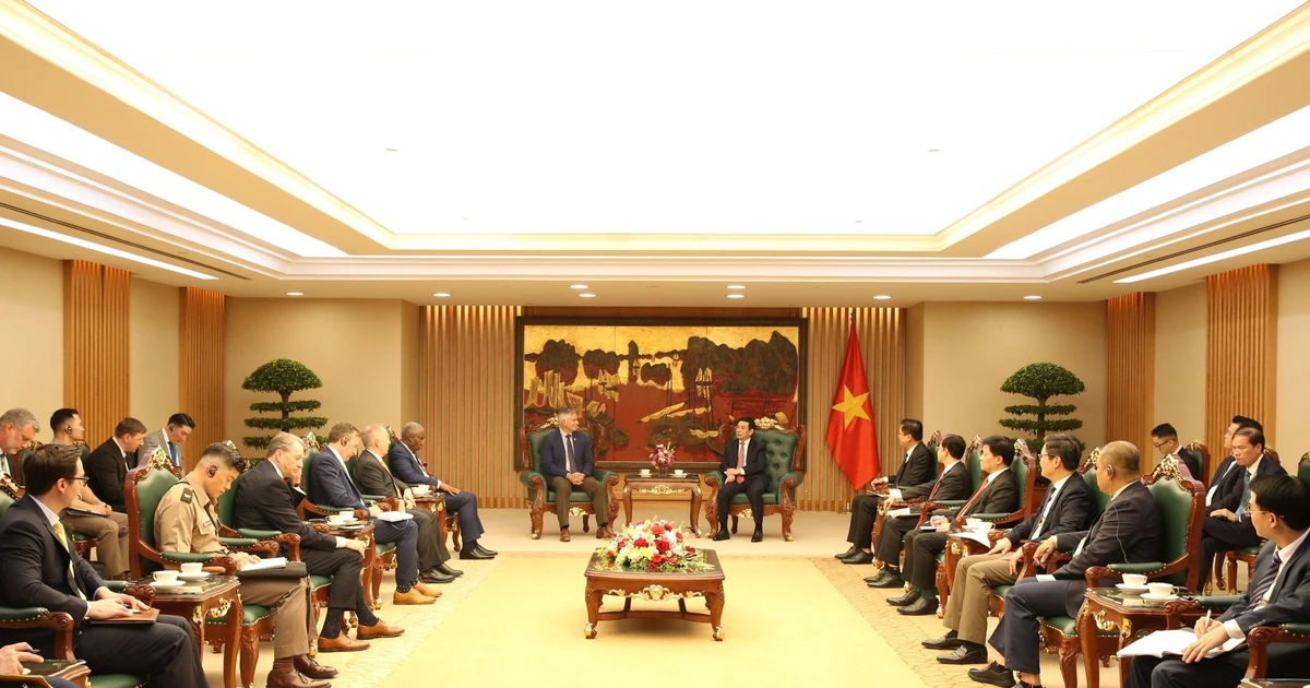 Vietnam, US step up parliamentary, defence cooperation