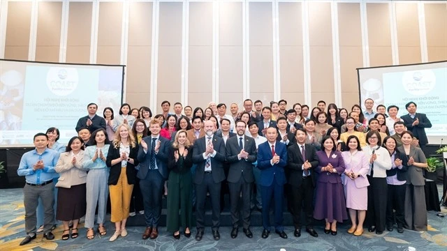 At the launch of COAST initiative in Ha Noi (Photo: British Embassy in Ha Noi)