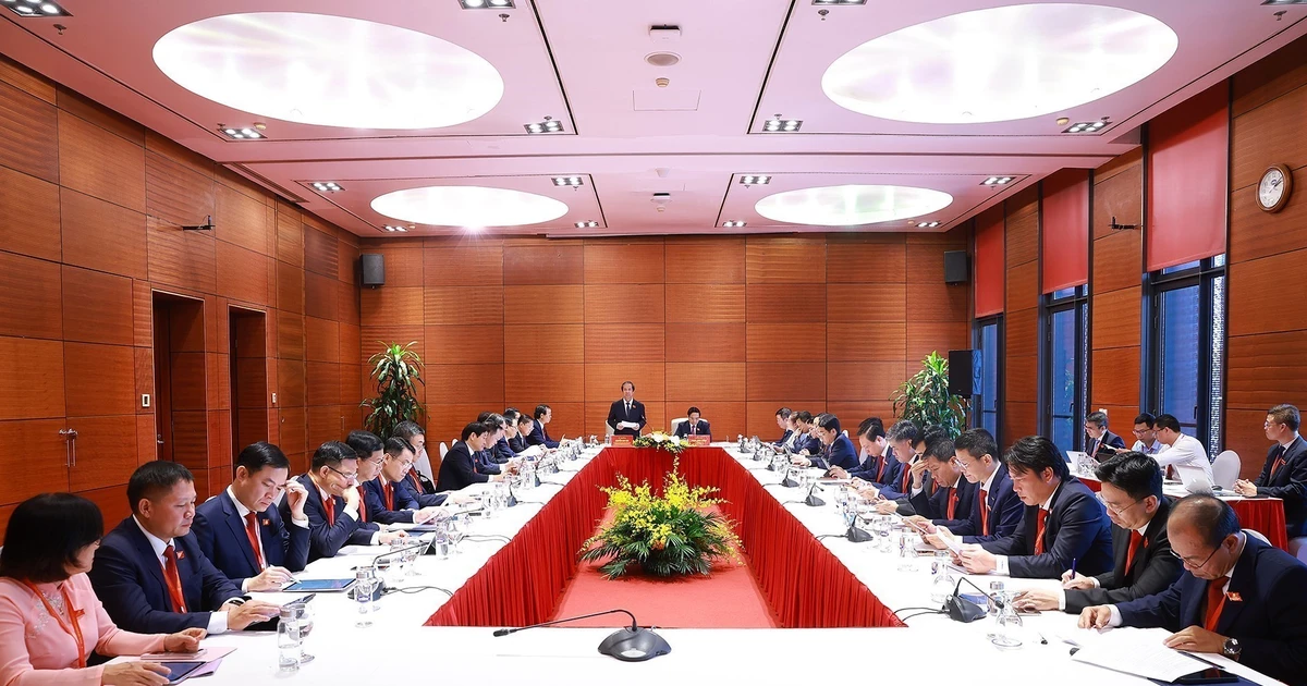 Delegates join a group discussion within the preparatory session of the first Congress of the Government’s Party Organisation on October 12, 2025. (Photo: VNA)
