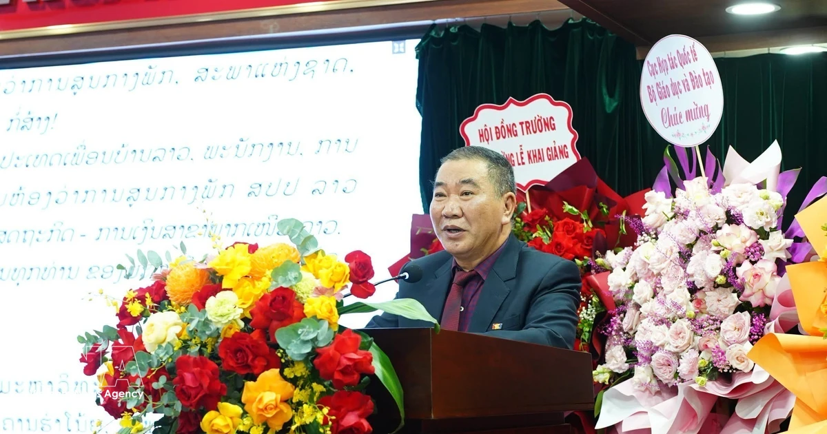 Vietnam helps improve management capacity of Lao SOEs’ leaders