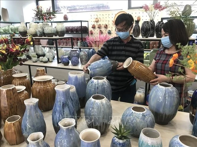 Hanoi craft village product competition to honour local cultural value