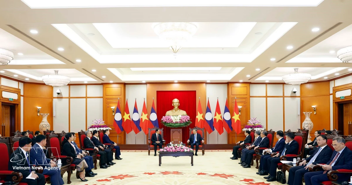 People’s interests must be ultimate measure of Vietnam–Laos cooperation: Top leader