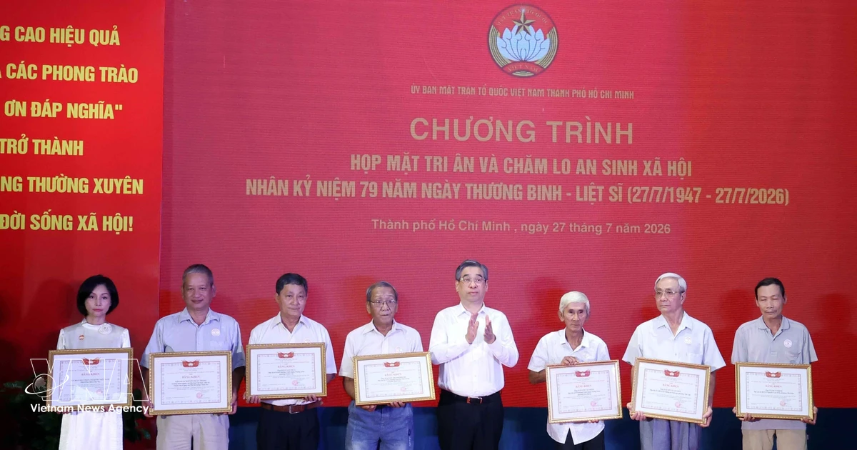Ho Chi Minh City reaffirms comprehensive support for people with meritorious service