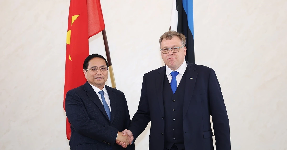 Vietnamese PM meets President of Estonian Parliament