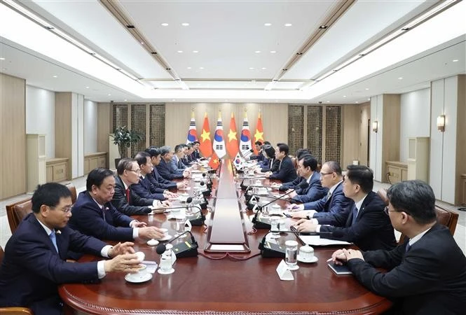 At the talks between General Secretary of the Communist Party of Viet Nam Central Committee To Lam and President of the Republic of Korea Lee Jae Myung. (Photo: VNA)