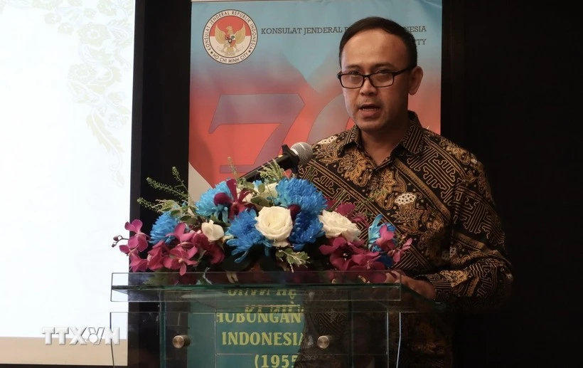 Acting Indonesian Consul General in Ho Chi Minh City speaks at the event (Photo: VNA)