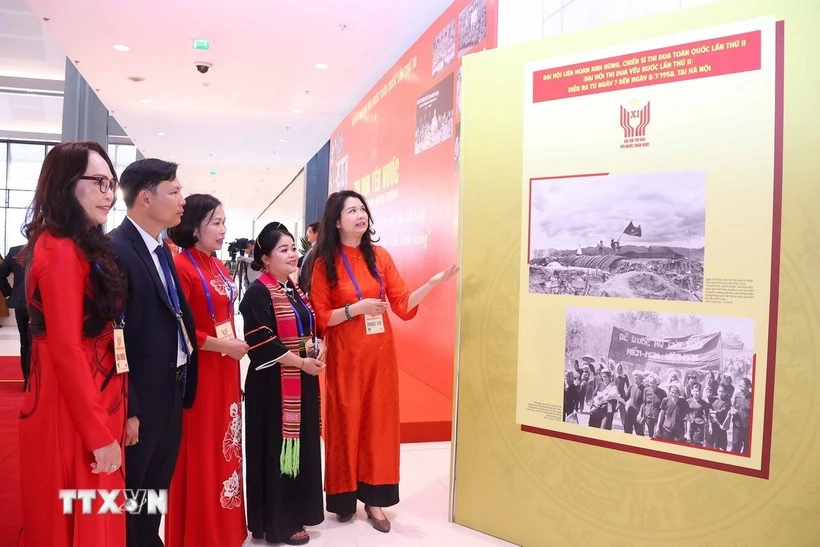 Hanoi exhibition spreads reform ambition, patriotism