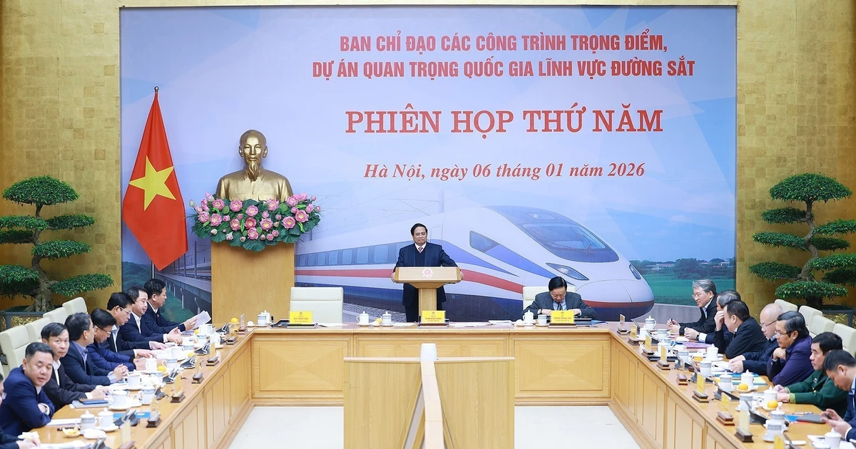 PM calls for concentrated leadership, resources for railway projects