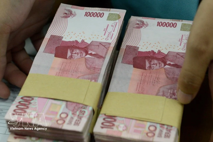 Indonesia’s rupiah hits record low amid market turmoil