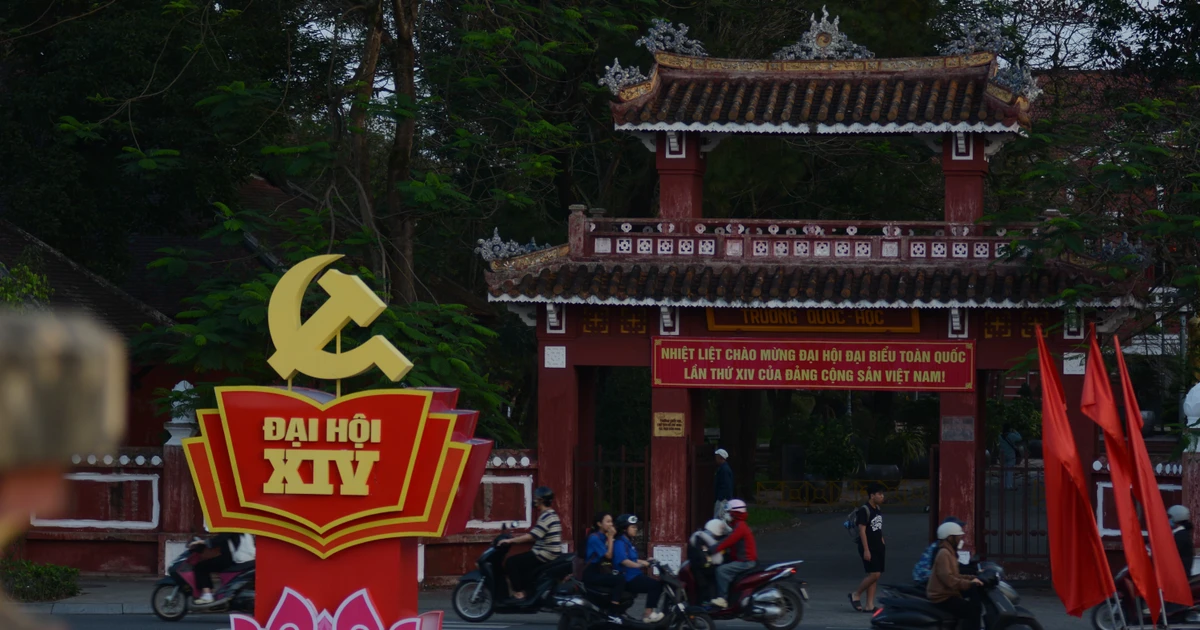 Lao media briefed on key innovations of Vietnam’s 14th Party National Congress