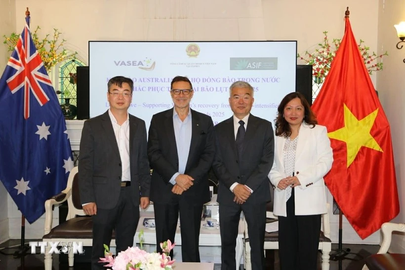 Former Australian ambassador highlights opportunities, challenges facing Vietnam’s development goals