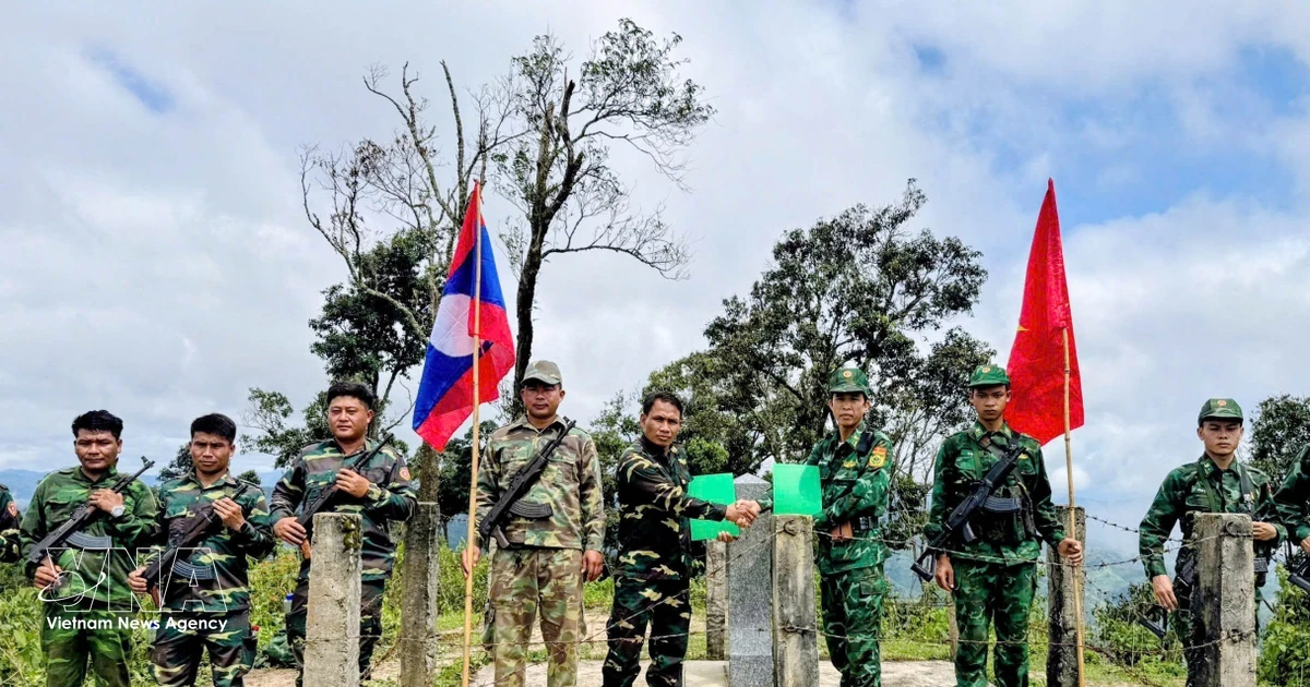Vietnam, Laos conduct joint patrol to safeguard border security