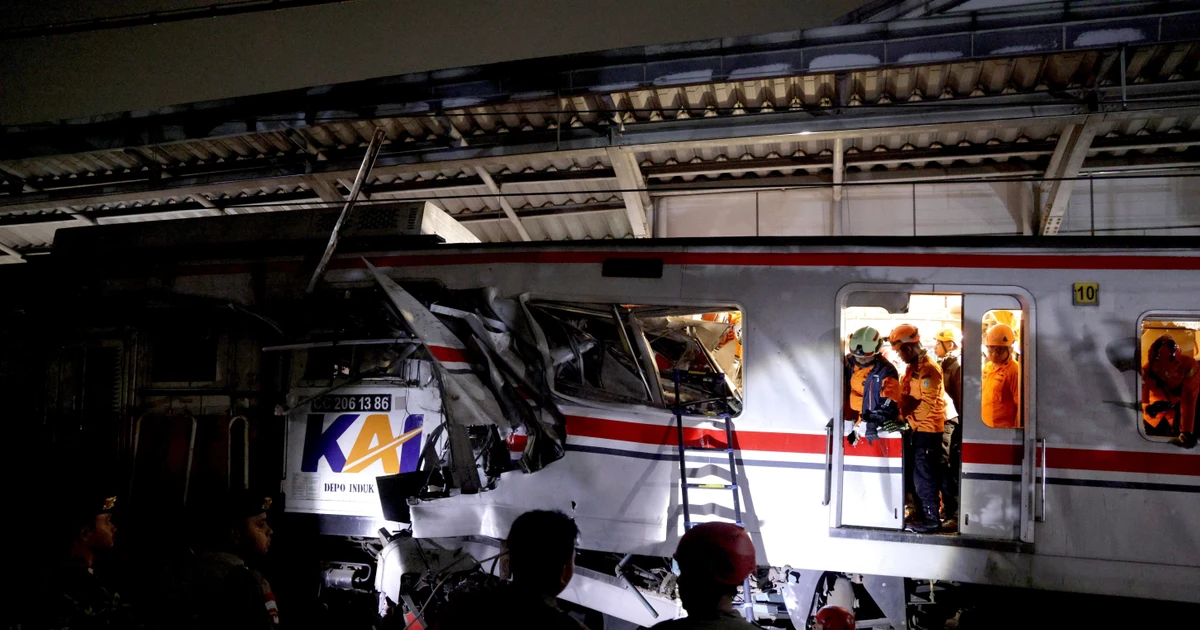 Indonesian President orders investigation into deadly train collision