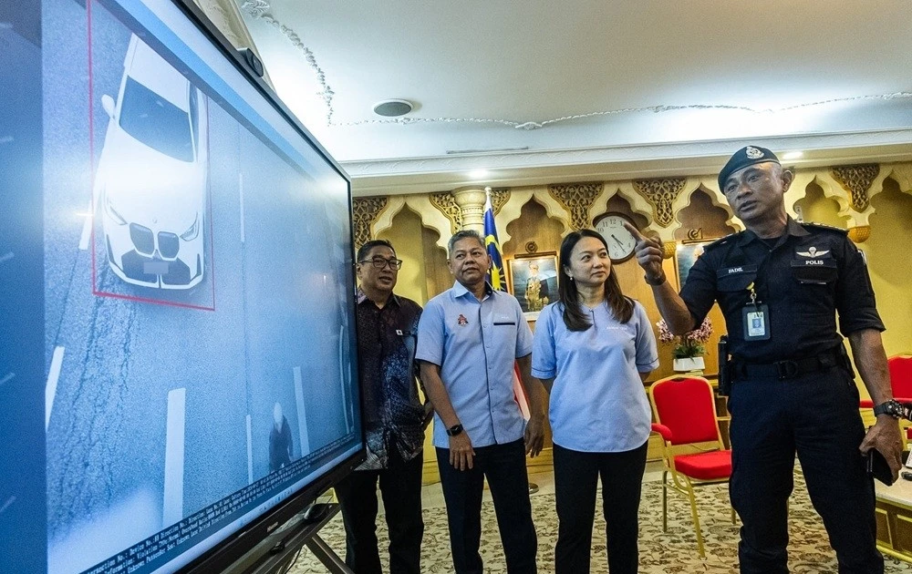 Malaysia rolls out facial recognition for 10,000 cameras in capital