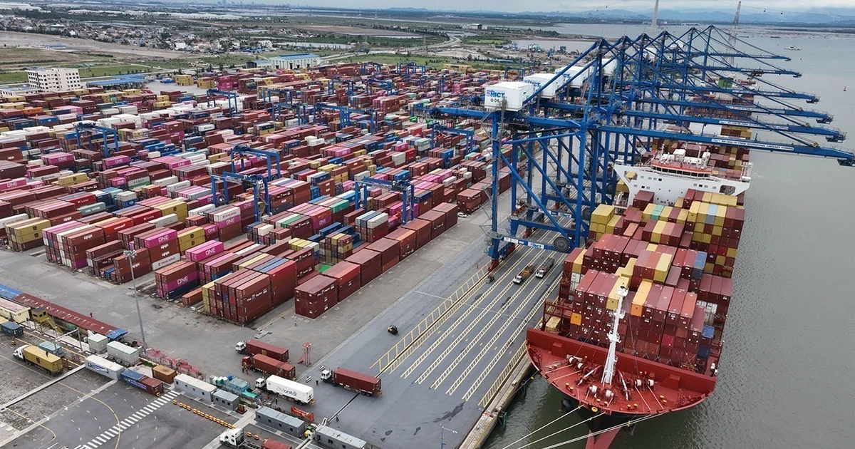 Tariff policies boost Vietnam’s port activity