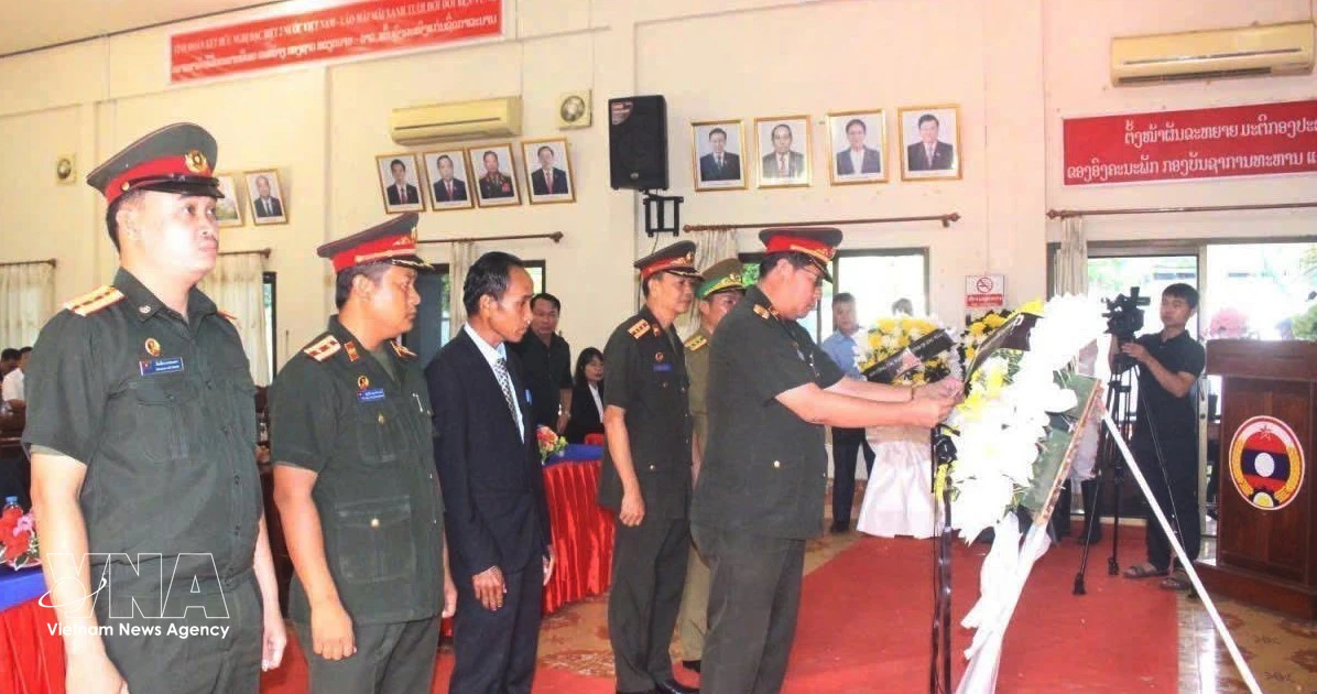Remains of fallen Vietnamese volunteer soldiers, experts repatriated from southern Laos