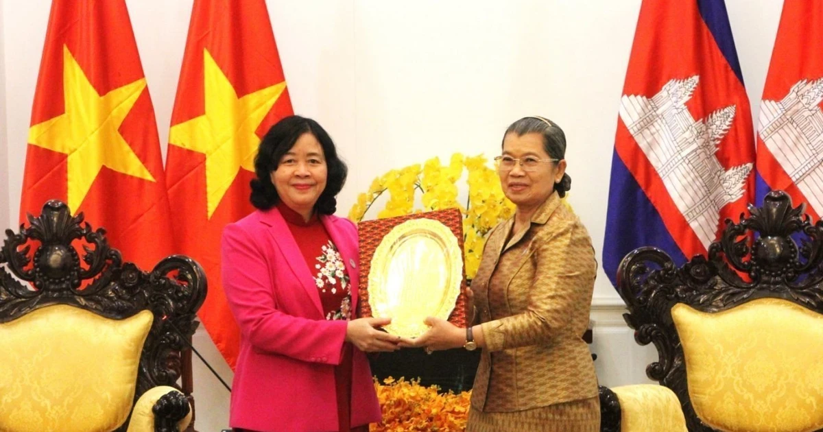 Vietnamese, Cambodian Front leaders meet in Phnom Penh