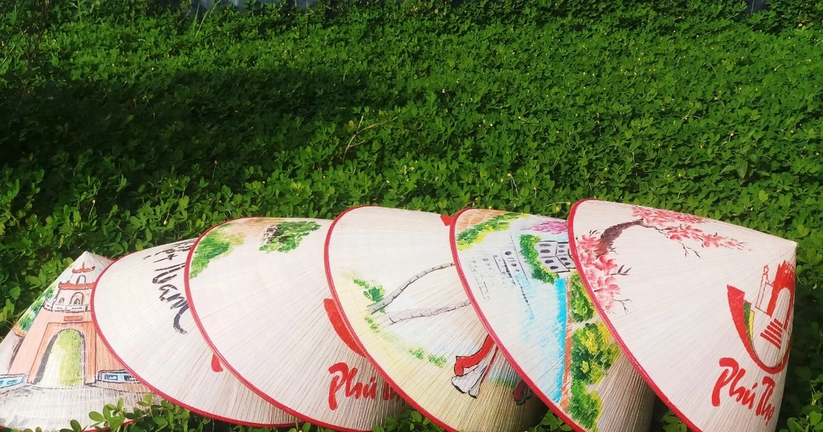 Phu Tho sees Sai Nga conical hat-making craft flourishing