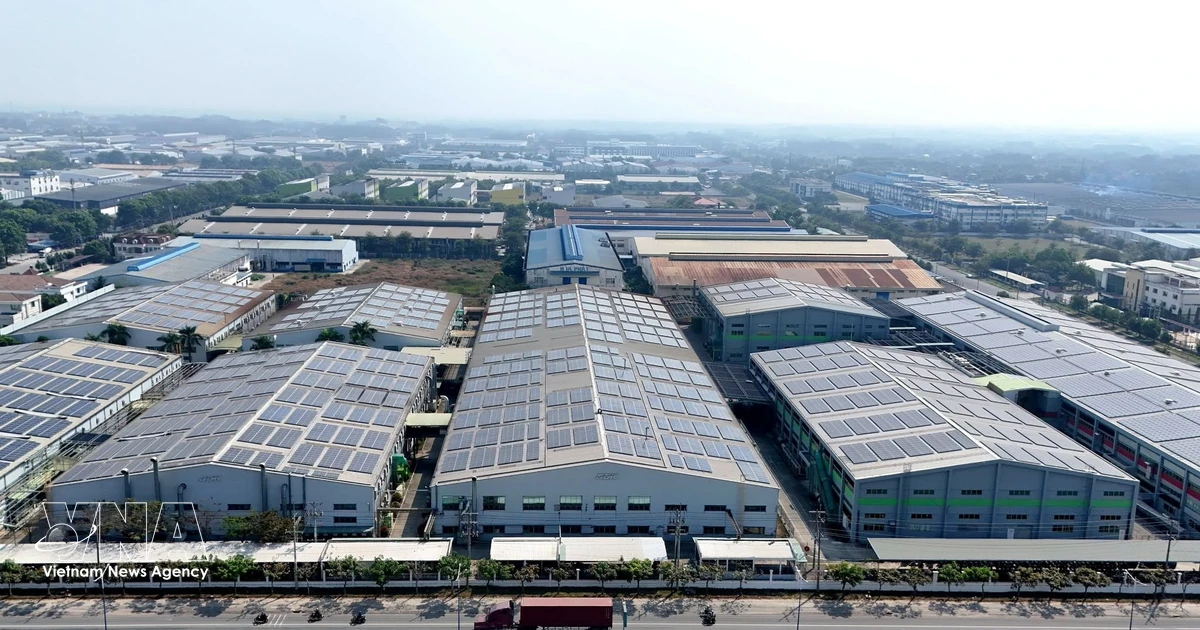 Vietnam, Singapore elevate cooperation toward ASEAN’s sustainable development