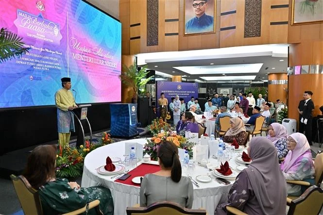 Malaysia launches five-year foreign policy plan