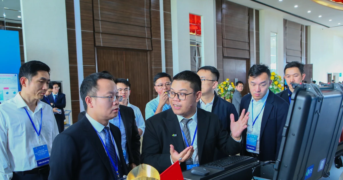 Minister-level roundtable on AI governance held in Ninh Binh