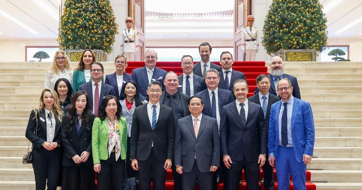 Prime Minister welcomes Swiss, European investment in hi-tech projects in Vietnam