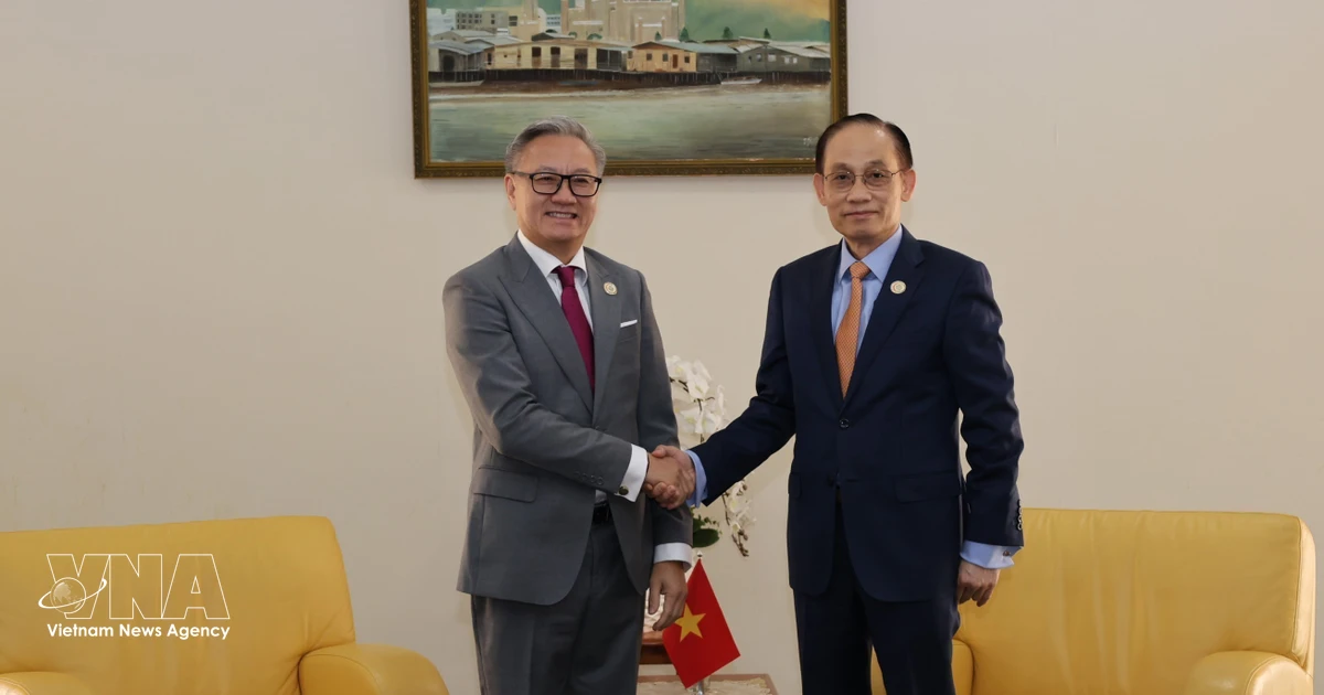 Vietnam steps up bilateral ties with ASEAN and EU, promotes cultural diplomacy in Brunei