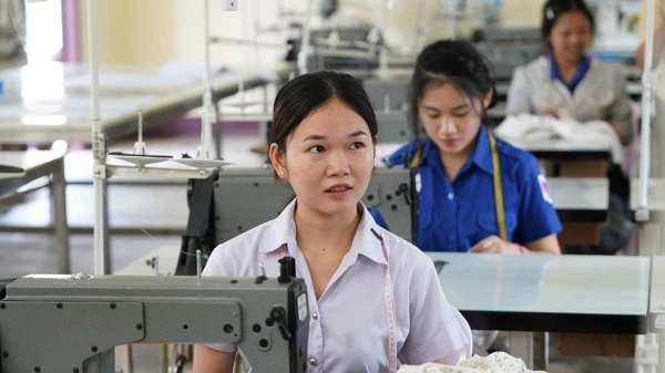 ADB approves 149 mln USD for sustainable development projects in Laos