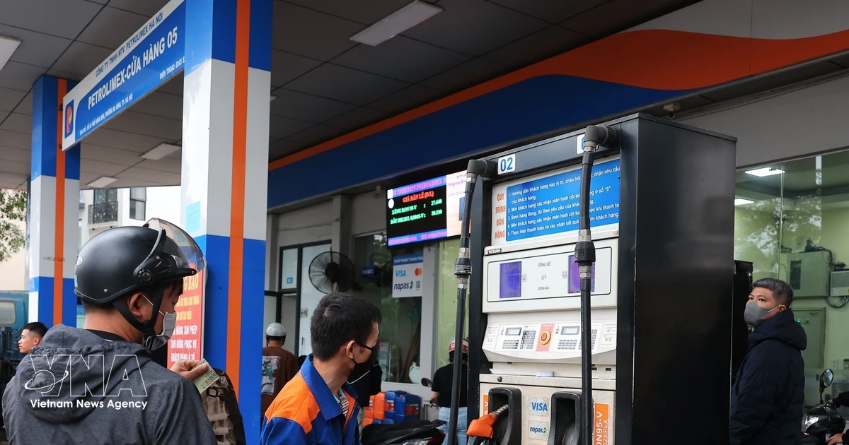 Energy giants work hard to roll out E10 RON95 sale ahead of schedule