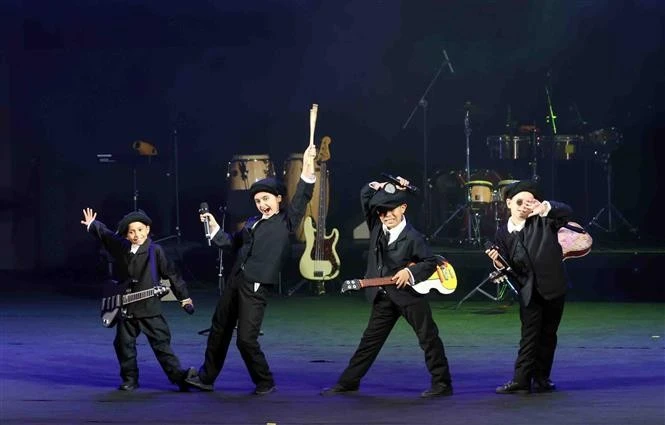 Cuban children’s theater troupe performs in Hanoi