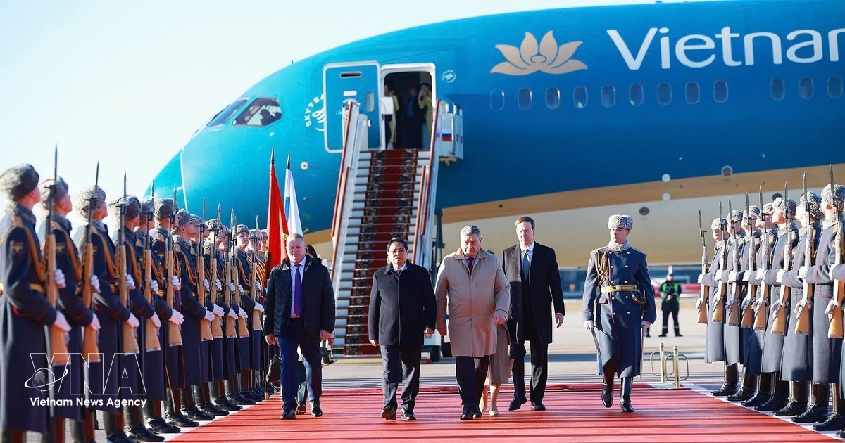 Prime Minister Pham Minh Chinh begins official visit to Russia