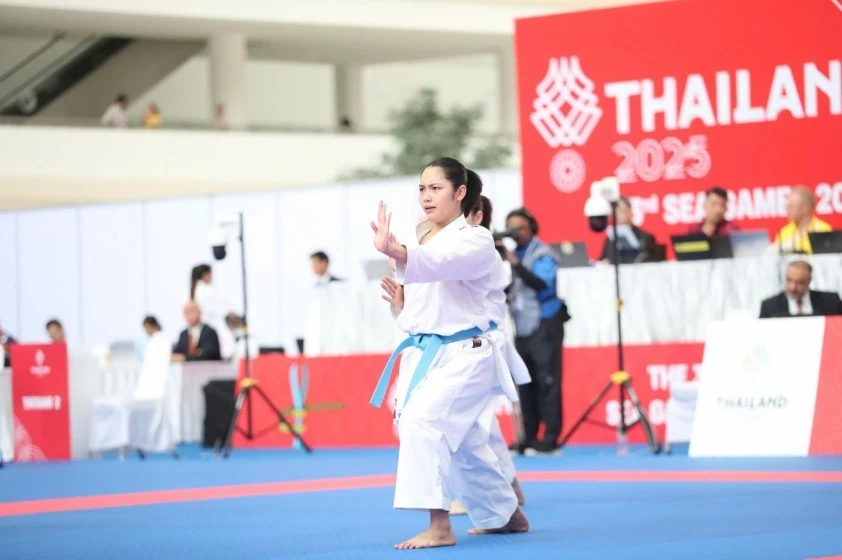 33rd SEA Games: Vietnamese women's karate team bring home fifth gold