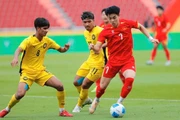 SEA Games 33: Vietnam reach semifinals with 2–0 victory over Malaysia