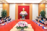 Party chief urges young lawmakers to drive innovation, reform