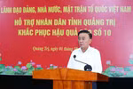 Politburo member and permanent member of the Party Central Committee's Secretariat Tran Cam Tu visits typhoon-hit Quang Tri province on October 1. (Photo: VNA)