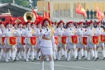 Over 10,000 people join first parade rehearsal in Ho Chi Minh City