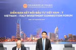 Minister of Finance Nguyen Van Thang speaks at the Vietnam – Italy Investment Connection Forum in Milan, the capital of Italy's Lombardy region, on September 18 (Photo: Ministry of Foreign Affairs)