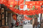 Hanoi residents look towards Party Congress
