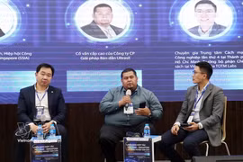 Vietnam, Singapore step up cooperation in semiconductor industry development