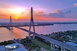 Bridges across Can Tho river